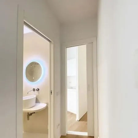 The Window On The Theatre And The Cathedral - Luxury Apartment *