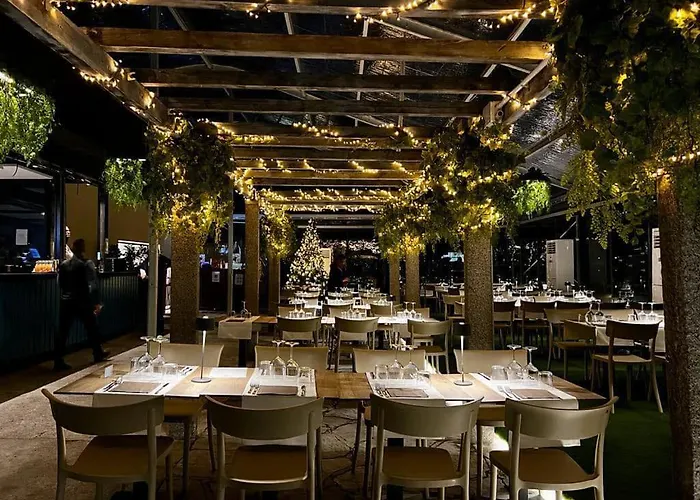 The Window On The Theatre And The Cathedral - Luxury * كومو