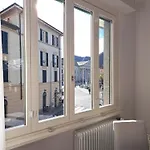 The Window On The Theatre And The Cathedral - Luxury كومو