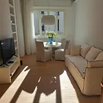 The Window On The Theatre And The Cathedral - Luxury Apartment *