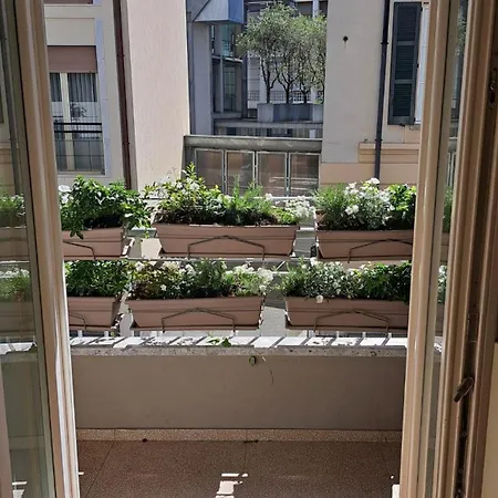 Апартаменты The Window On The Theatre And The Cathedral - Luxury Комо