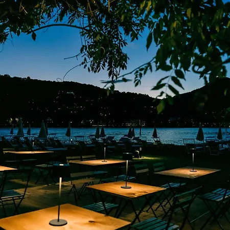 Апартаменты The Window On The Theatre And The Cathedral - Luxury