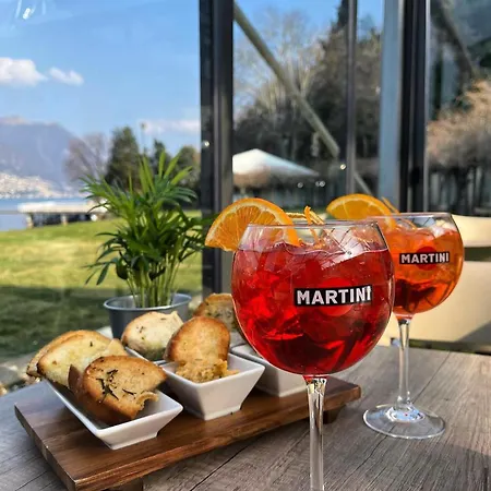 Апартаменты The Window On The Theatre And The Cathedral - Luxury